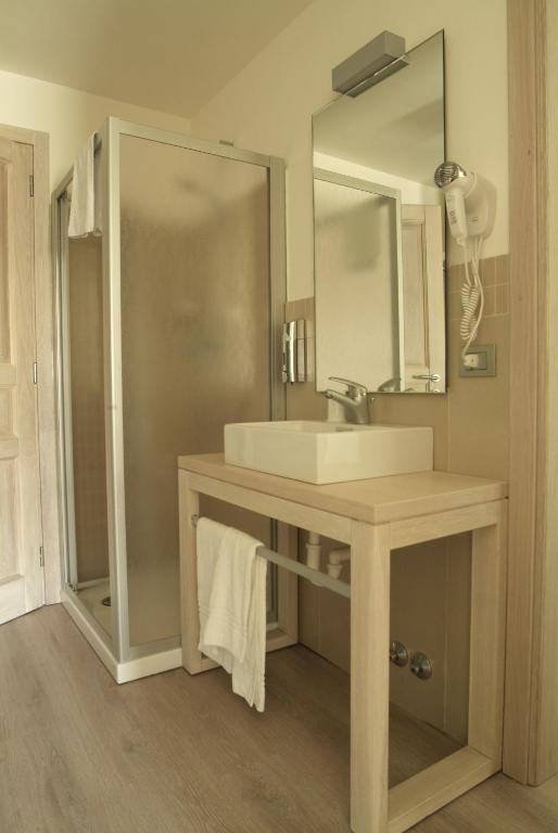 Roisan Chambres D'Hotes Nuits De Reve חדר תמונה
