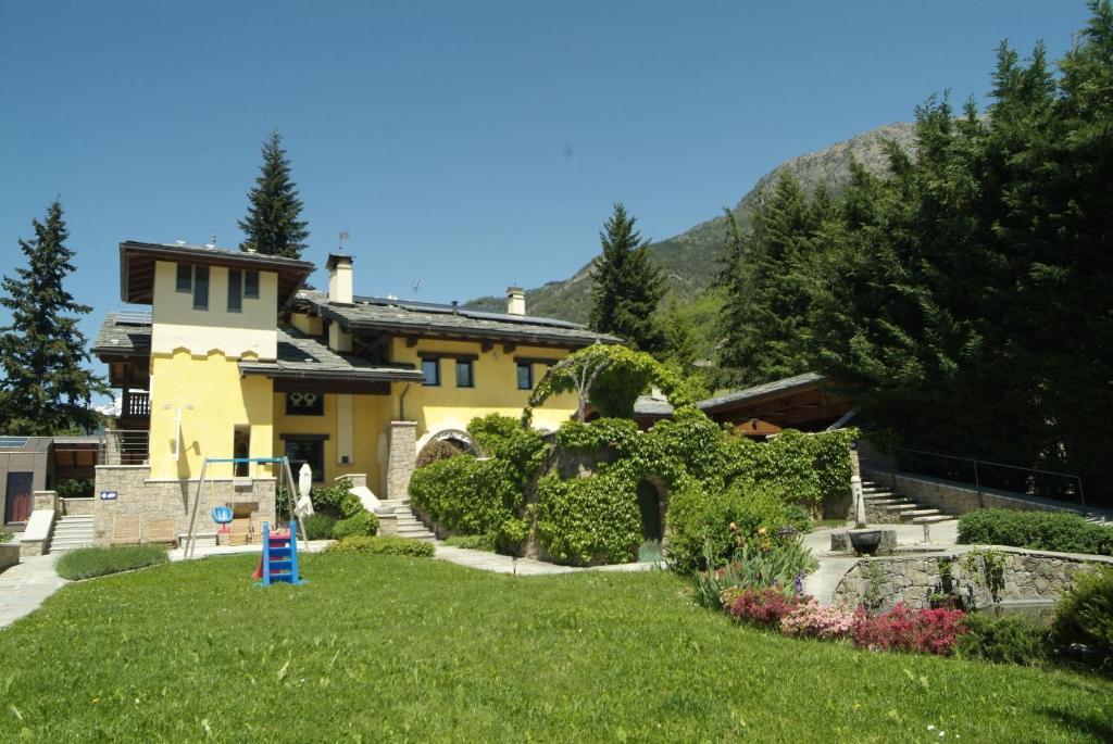Roisan Chambres D'Hotes Nuits De Reve מראה חיצוני תמונה