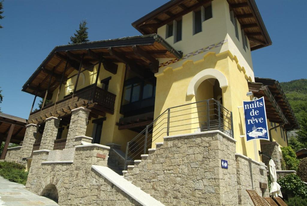 Roisan Chambres D'Hotes Nuits De Reve מראה חיצוני תמונה