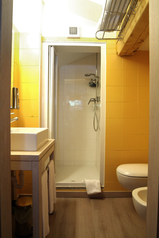Roisan Chambres D'Hotes Nuits De Reve מראה חיצוני תמונה